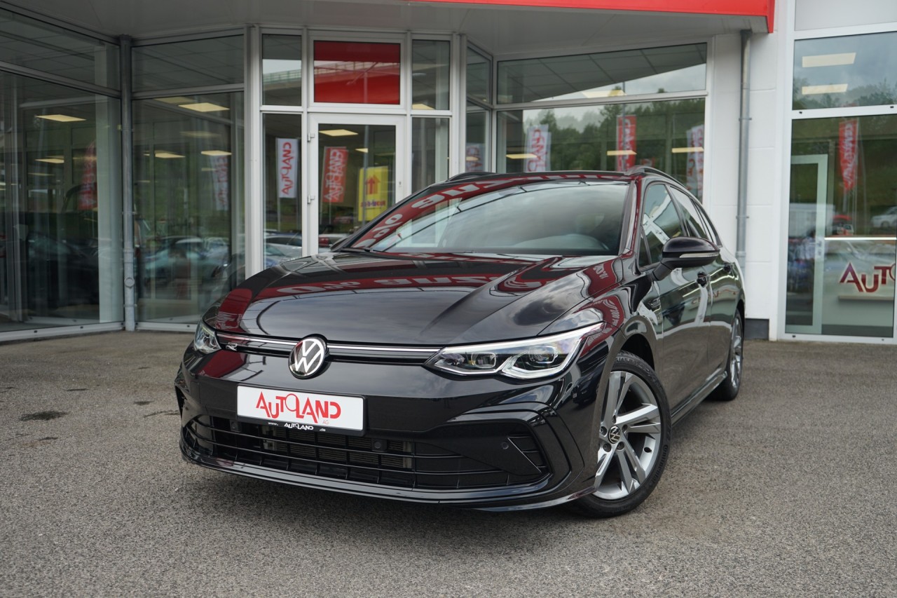 VW Golf VIII Variant 1.5 TSI R-Line