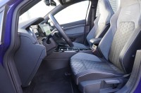 VW Golf VIII 2.0 TSI R-Line DSG