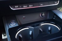 Audi A4 Quattro Avant 40 TFSI quattro S Line