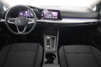 VW Golf VIII Variant 1.5 eTSI DSG