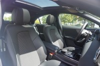 Mercedes-Benz CLA 220 