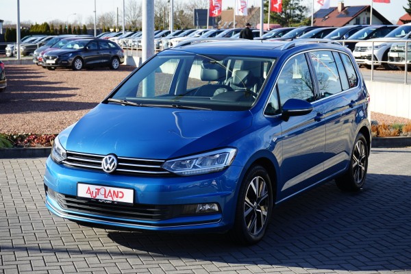 VW Touran 1.5 Highline SHZ Pano