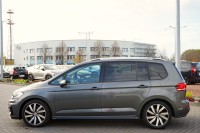 VW Touran 1.4 TSI DSG R-Line
