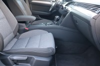 VW Passat Variant 1.5 TSI DSG Business