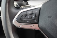 VW Golf VIII Variant Life eTSI