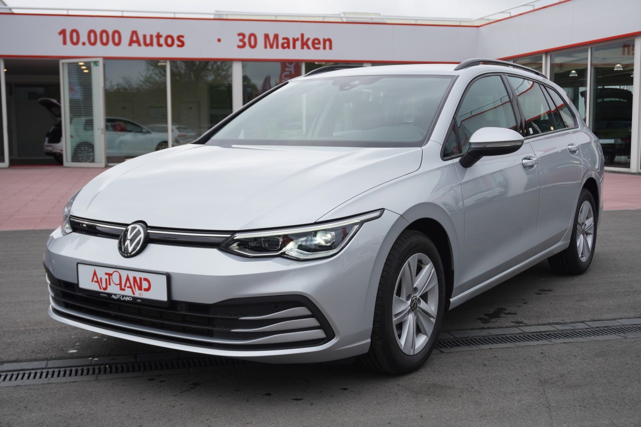 VW Golf VIII Variant Life eTSI