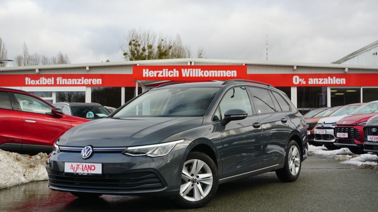 VW Golf VIII Variant 1.5eTSI DSG Style