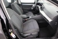 VW Golf VIII Variant 1.5 TSI DSG