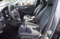 Mercedes-Benz GLA 180 Urban AT