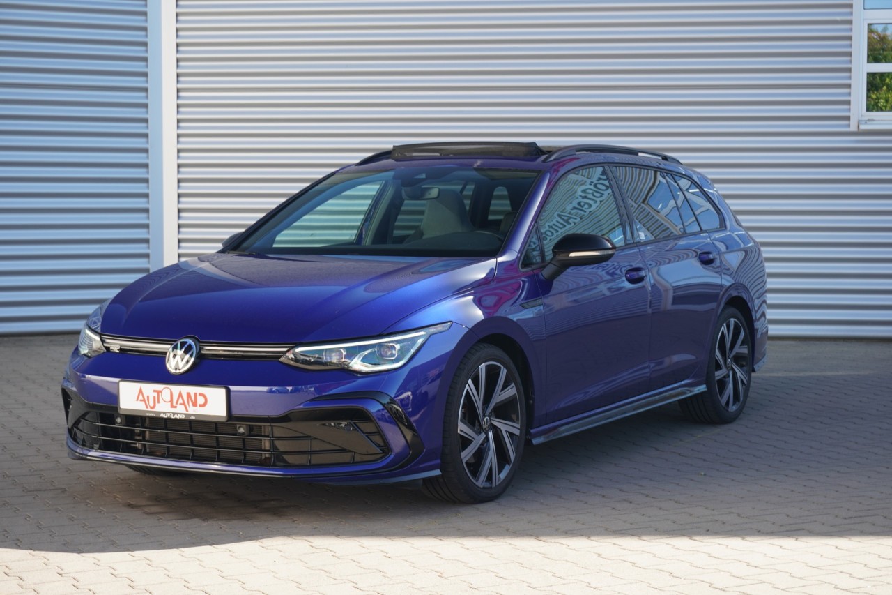 VW Golf VIII 2.0 TSI R-Line DSG