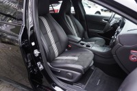 Mercedes-Benz A 180 A180 d AMG-Line Peak Edition