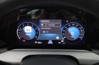 VW Golf VIII Variant 1.0 eTSI Life