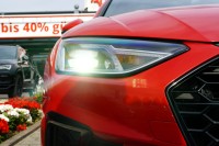 Audi A4 40 TFSI Avant S line
