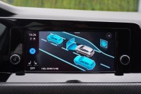 VW Golf VIII 1.5 16V TSI R-Line