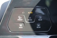 VW Golf VIII Variant 2.0 TDI R-Line