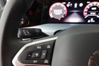 VW Golf VIII Variant 1.5 TSI Goal