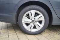 VW Golf VIII Variant 1.5 eTSI DSG Life
