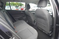 VW Golf VIII Variant 1.0 eTSI