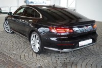 VW Arteon 2.0 R-Line