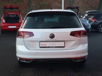 VW Passat Variant 2.0 TDI DSG R-Line