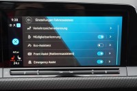 VW Golf VIII Variant 2.0 TDI R-Line