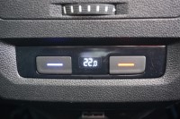 VW Touran 1.5 TSI DSG IQ.DRIVE