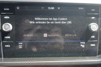 VW T-Cross 1.0 TSI Life R-Line DSG