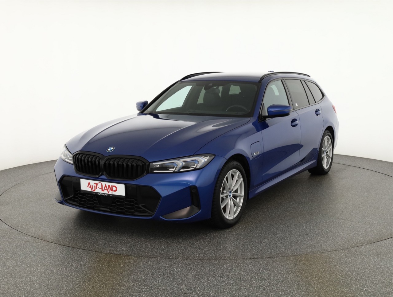 BMW 3 330e M-Sport Touring PHEV