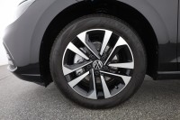 VW Golf VIII 1.0 United