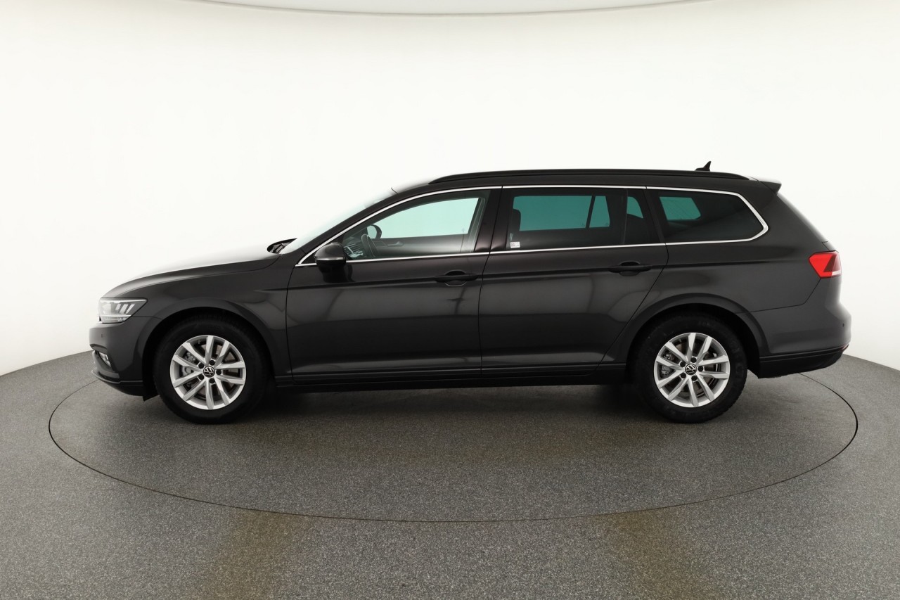 VW Passat Variant 1.5 TSI DSG Business