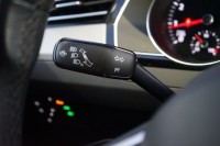 VW Passat Variant 2.0 TSI DSG R-Line