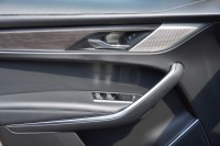 Jaguar F-Pace F-PACE 2.0 M-Hybrid Basis AWD