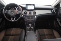 Mercedes-Benz GLA 180 Urban
