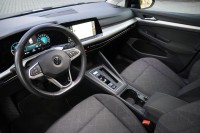 VW Golf VIII Variant 2.0 TDI Life