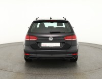 VW Golf VII Variant 1.6 TDI DSG