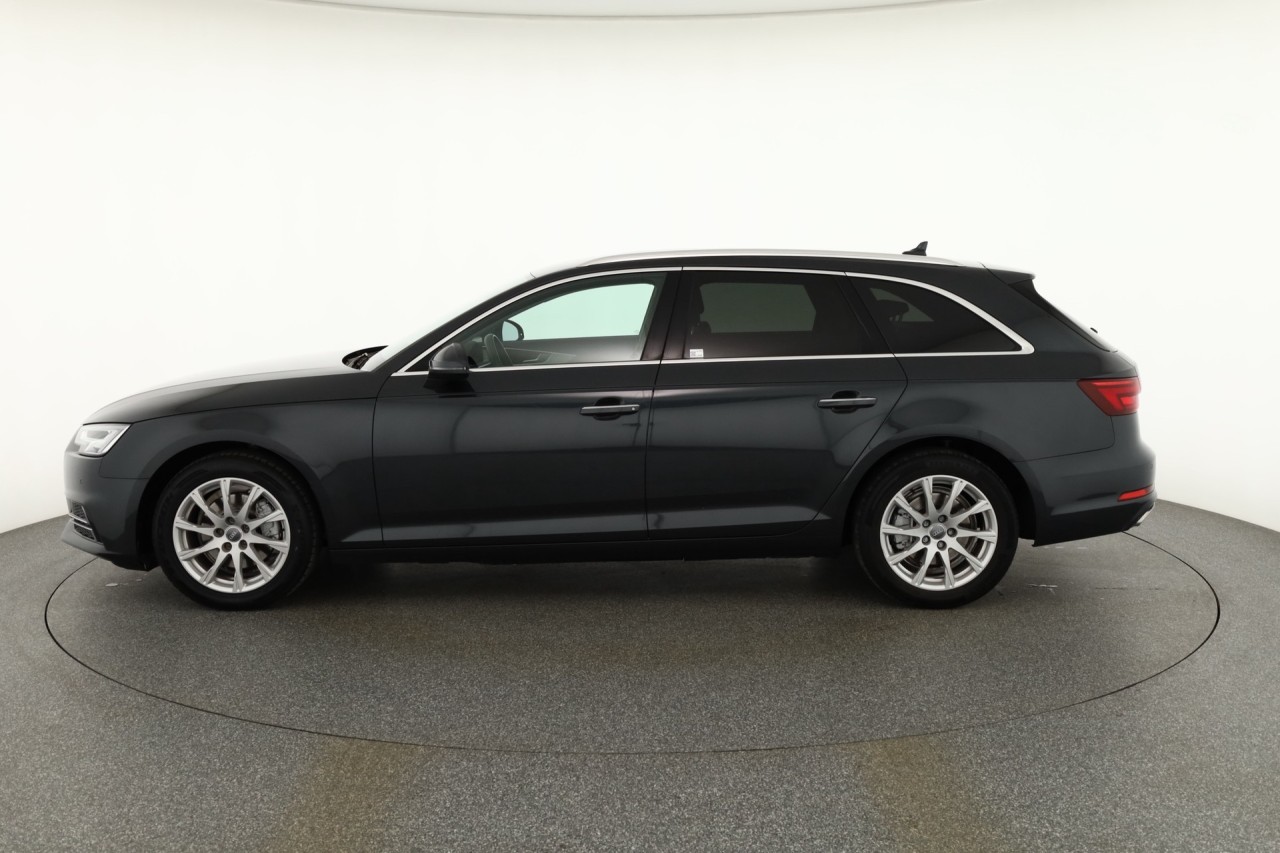 Audi A4 Avant 40 TFSI advanced