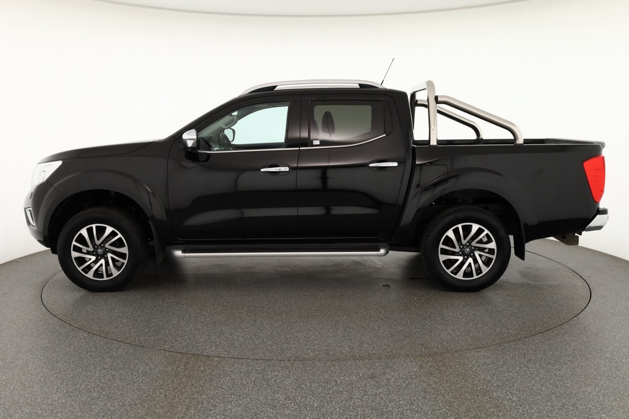Nissan Navara NP300 2.3 dCi Tekna Double Cab 4x4