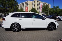 VW Golf VIII Variant eTSI DSG R-Line