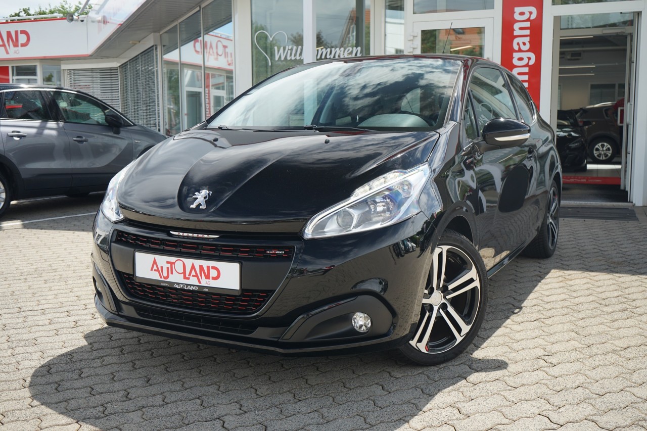 Peugeot 208 1.2 Allure GT Line Aut.