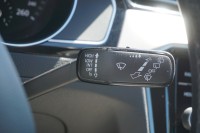 VW Passat Variant 1.5 TSI DSG R-Line