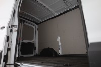 Ford Transit Kasten L2H2 3-Sitzer