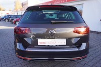 VW Passat Variant 2.0 TDI DSG R-Line 4Motion