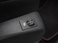 Peugeot 2008 1.2 PureTech Black Edition