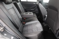 VW T-Roc R-Line Black Style 1.5 TSI DSG
