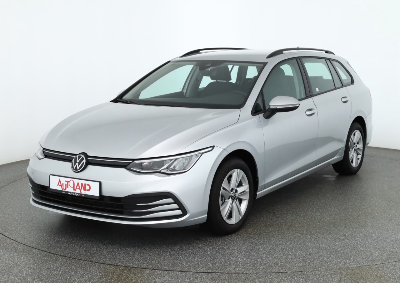 VW Golf VIII Variant 1.0 eTSI Life