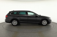 VW Passat Variant 1.5 TSI DSG Business