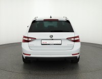 Skoda Superb Combi 2.0 TDI DSG Style