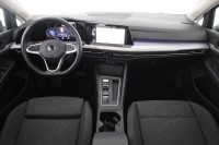 VW Golf VIII Variant 1.5 eTSI DSG