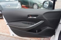 Toyota Corolla Touring 1.8 Hybrid Team D