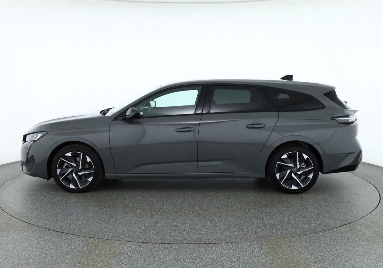 Peugeot 308 SW 1.2 Hybrid 145 Aut.
